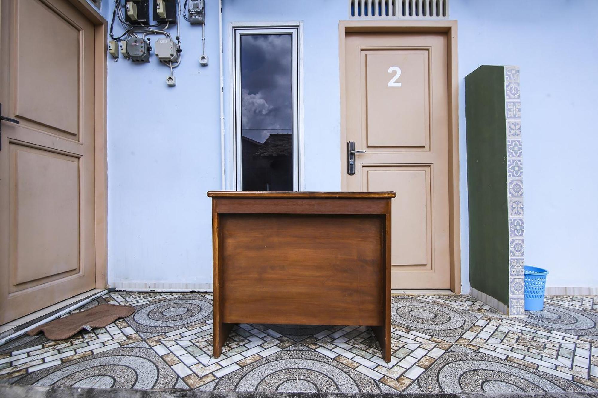 Hotel Spot On 90433 Serasi Kost Palembang