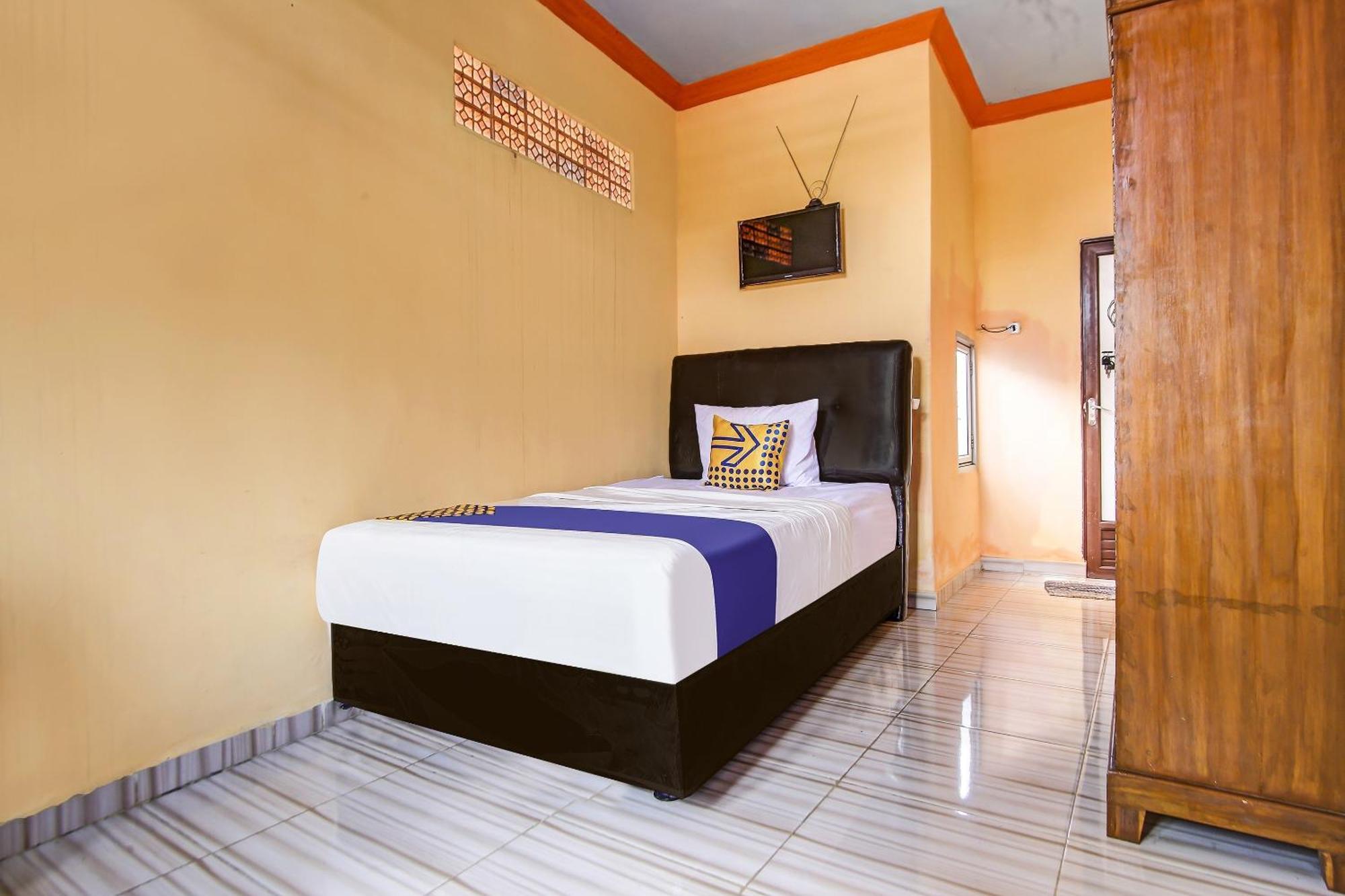 Hotel Spot On 90433 Serasi Kost Palembang